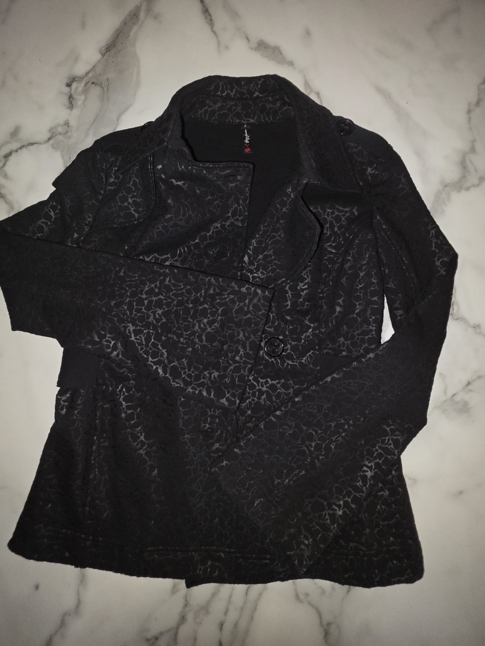 Women’s Black Patterned Button-Front Jacket - Picture 12 of 16
